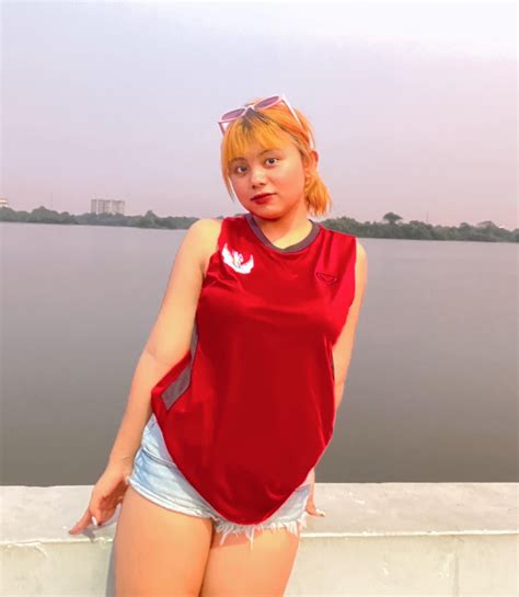 ပိပိမဲတဲ့ Xmue Xmue.
